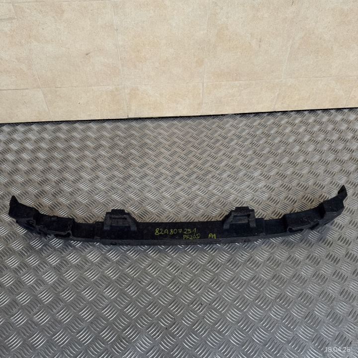 ABSORBER der Stoßstange vorne träger Polystyren AUDI A1 82A807251
