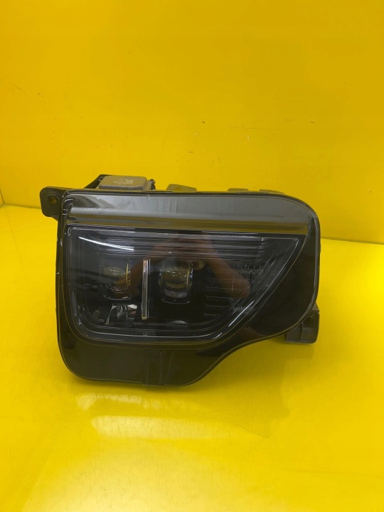 far desna Hongqi E-HS9 Full Led 3711105-QR02-A