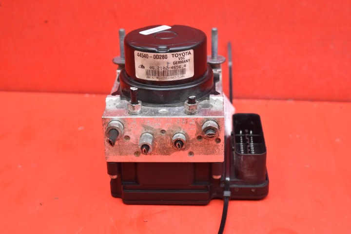pump ABS 44540-0D280 TOYOTA YARIS 3 III 1.5 DUAL VVT-IE 111 KM LIFT 17-19