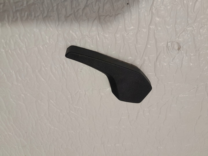AUDI A4 A5 handle bracket of the opening bonnets 8W0823661D