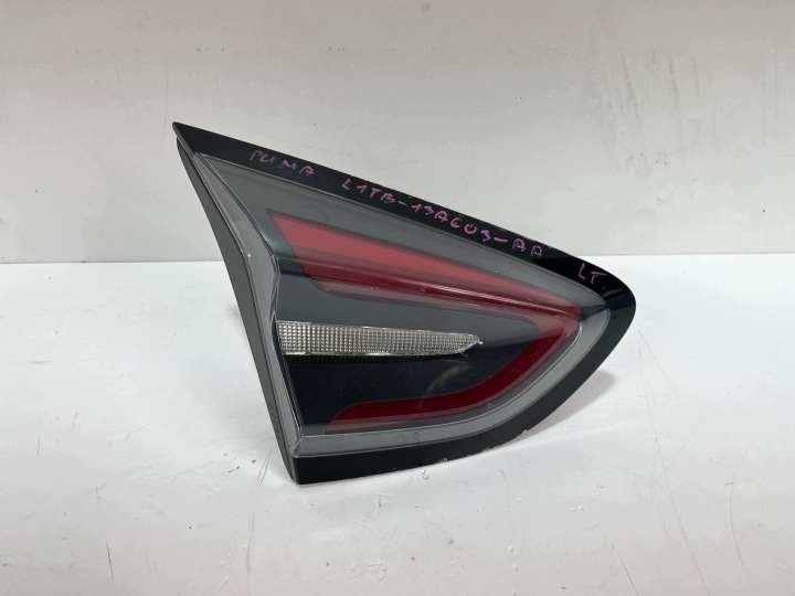 licht links hinten für die heckklappe FORD PUMA MK2 L1TB-13A603-AA
