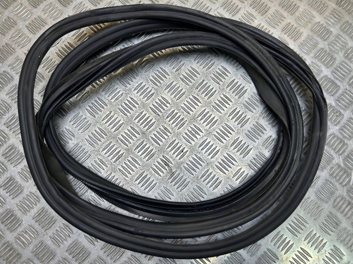 Gumowa Dichtsatz Karoserie Kofferraum Audi A5 Sportback 8TA 8T8827705A