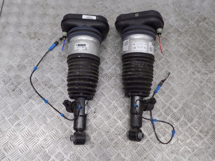 BMW G05 Stoßdämpfer PNEUMATYCZNY hinten rechts links VDC 6869038 6869037