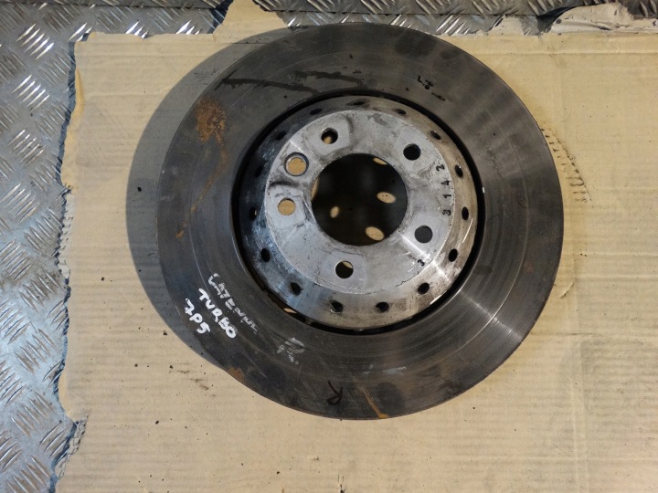 KOČIONI DISK PREDNJA DESNA PORSCHE CAYENNE 7P5 TURBO 1
