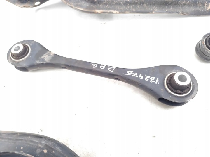 VW Tiguan Upper rear swing 2.0 TDI Diesel 110kW (150 pk) 5QF505226C 2023 11
