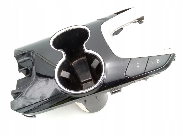 Ford Mondeo MK5 V úchyt na kubki cupholder dekor