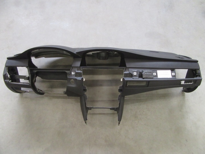 dashboard instrument panel BMW e60 e61 sedan KOMBI EUROPA 05-07r. kubki