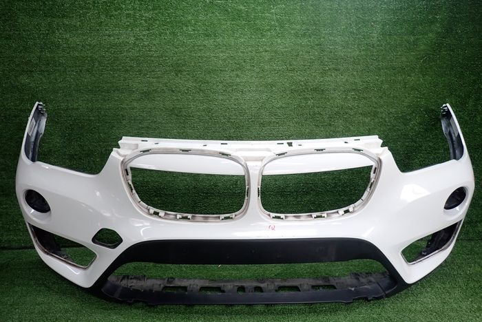 BMW X1 F48 15-19 Frontstoßstange vorne