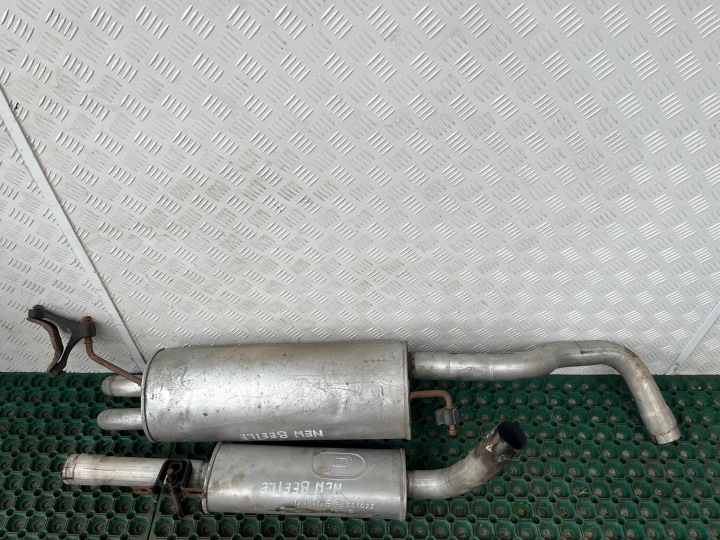 VW NEW BEETLE 97-10 1C0 2.0B TLUMIK KONCOWY + media Montaggio