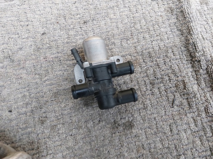 Électrovanne Vanne d’eau 5Q0906457C Audi Passat B8 21r