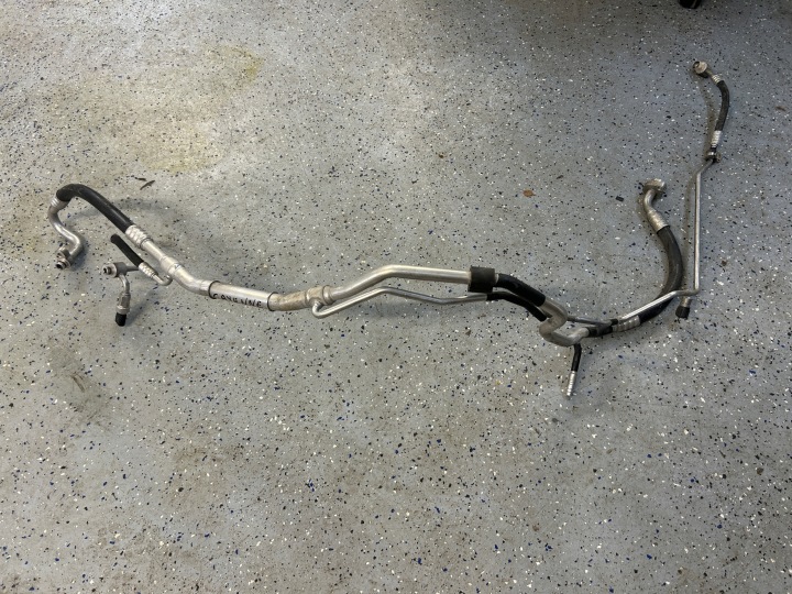 PORSCHE CAYENNE 7P 3,0 TDI Conduit pieces tuyaux Climatisateur air conditionné 7P5820741CM