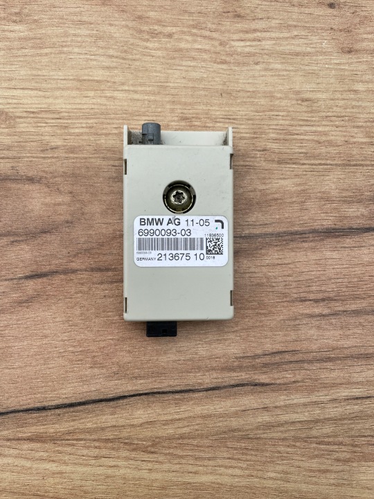 BMW X3 E83 AMPLIFICATORE ANTENY 6990093