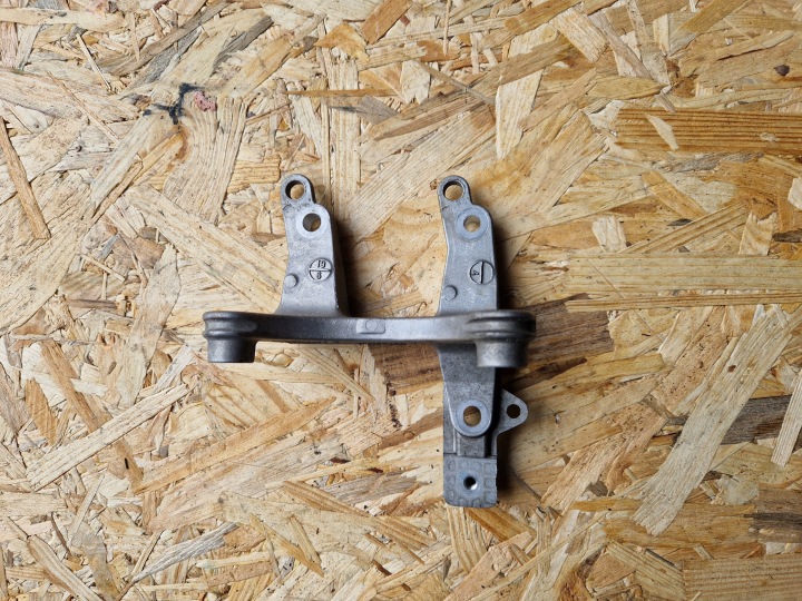 console bearing semi-axes VOLVO XC60 XC90 2.0D MILD HYBRID 31437845