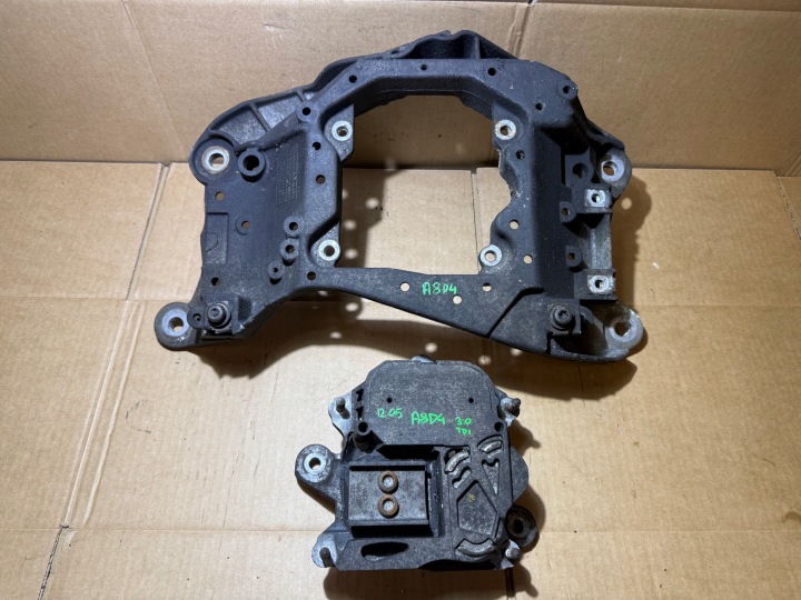 AUDI A8 D4 LIFT 3.0 TDI držiak airbag podpora prevodovky prevodov 4G0399263AC