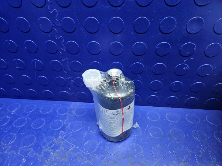 AUDI OEM 8E0012619A 7