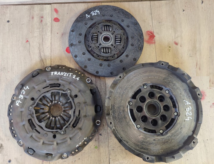 FORD TRANSIT MK8 2.2TDCI wheel flywheel disc pressure plate A324