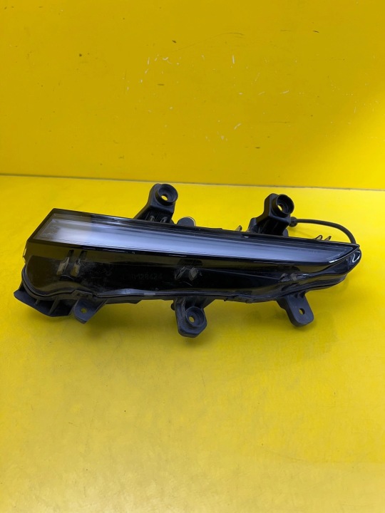 Feux phare Droit Avant Peugeot 2008 II 2 19- DRL Feux antibrouillard 90128981