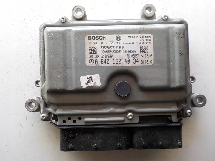 MERCEDES Computer Bedienteil 0281015126 A6401504034