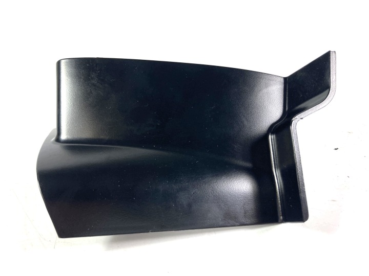 Chevrolet Corvette C8 spoiler screws mocujacej deske distribution 2026