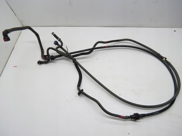 Tuyaux Carburant KOMPLET VOLVO S60 II V60 et 31336160