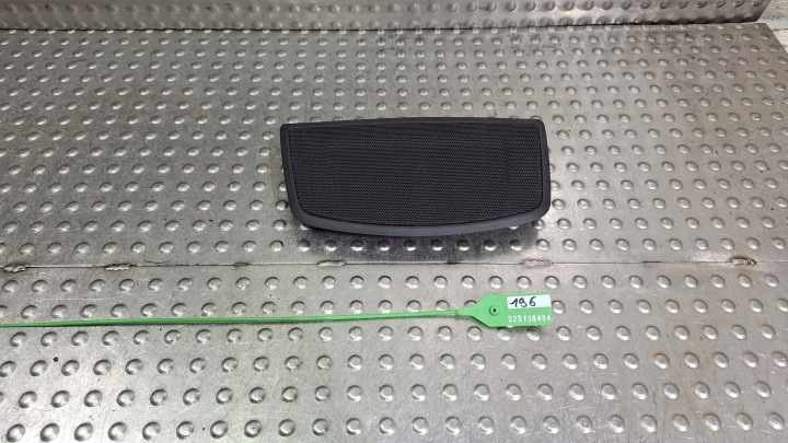 covering cover of the speaker consoles 9364839 BMW F32 F33 M4 F82