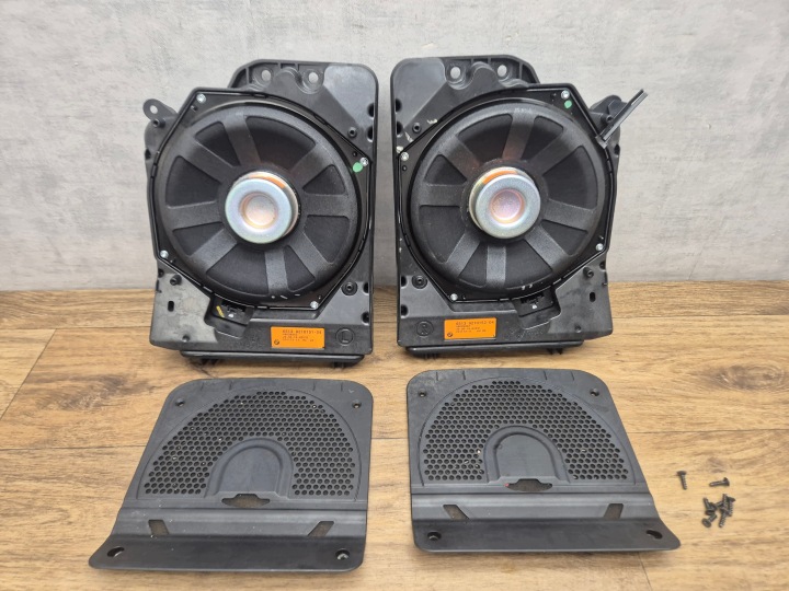 BMW F30 F32 F36 2x zvučnik NISKOTONOWY CENTRALNY HARMAN SUBWOOFER 9210151