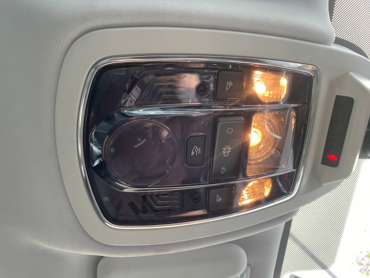 light inner OSWIETLENIE cabs SUFITOWE Peugeot 508 and 1 10-18