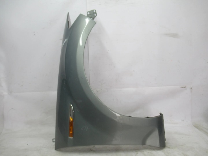 fender right front Ford Mondeo MK4