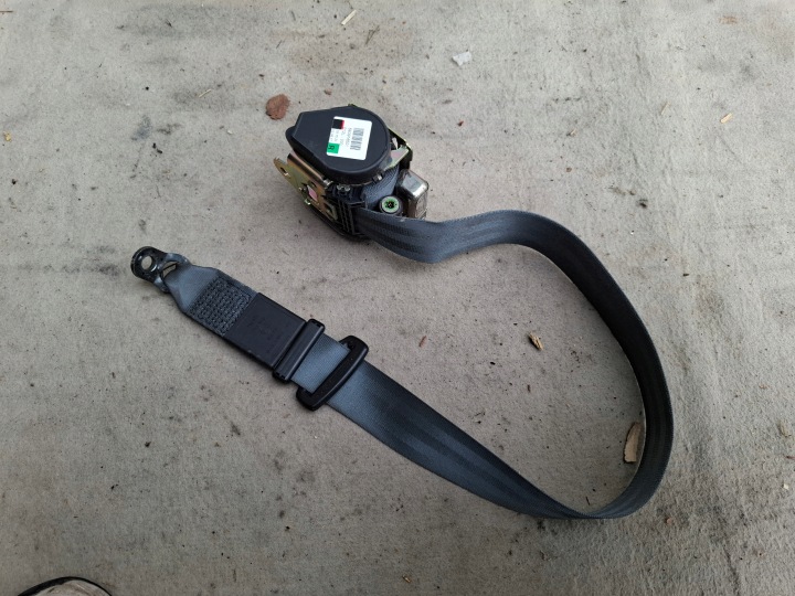 AUDI TT 8N CINTURA SICUREZZA ANTERIORE Destra 8N8857706G grigio