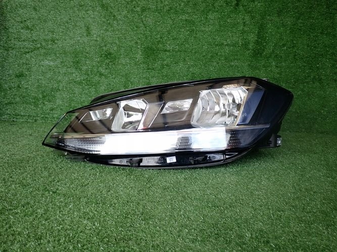 VW GOLF VII LIFT 17- reflektor Gauche Feux phare Gauche