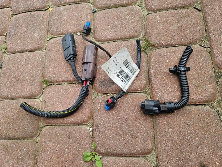 Kostka Spina VENTOLA cablaggio EU Opel Insignia B YR00118880