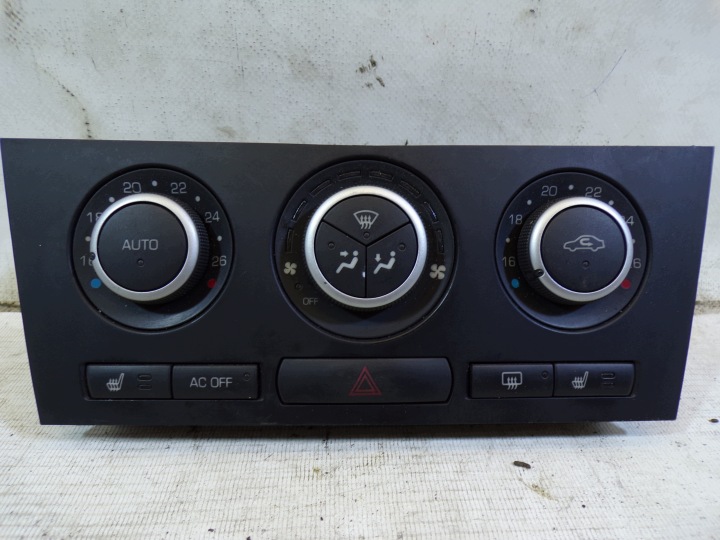 PANEL szellőző a klímának CADILLAC BLS 12772051AA