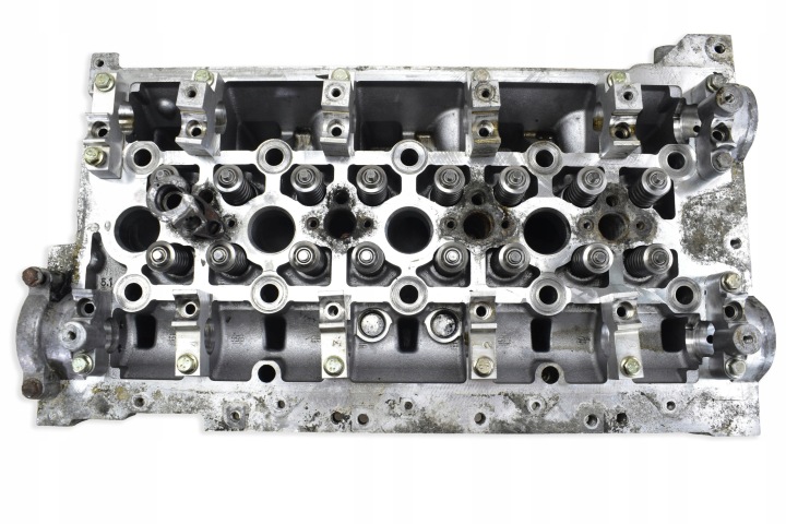 head. of the engine RENAULT MASTER II TRAFIC II OPEL VIVARO A 2.5DCI 8200408642