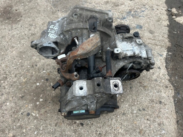 VW GOLF IV 2,0 EGU Getriebe