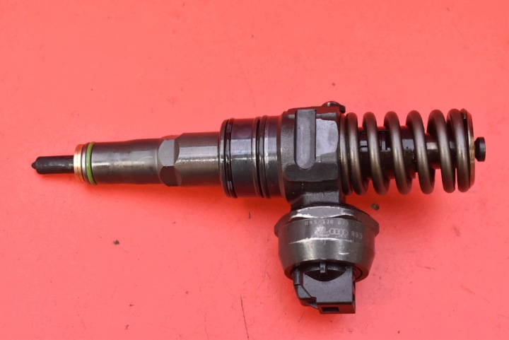 nozzle nozzle 045130073T SKODA FABIA 1 and 6Y 1.4 TDI 75 KM LIFT 04-07