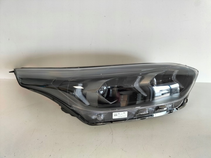 lámpa elsö reflektor jobb KIA CEED 3 III LIFT 21- FULL LED