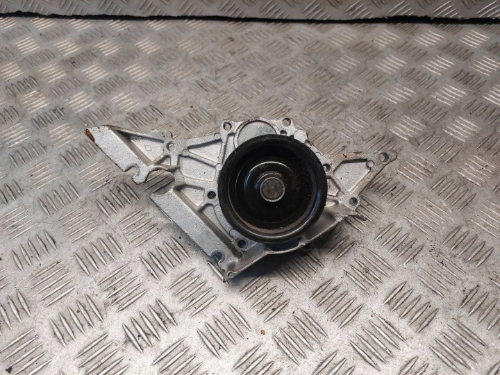 water pump SKODA SUPERB and 2.8 V6