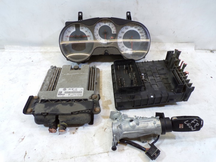 ZESTAW STARTOWY SEAT LON 2 2.0 TFSI WERSJA FR 1P0907115