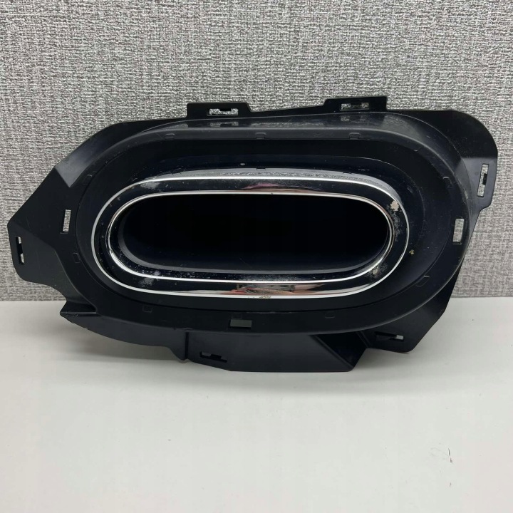 MERCEDES GLB X247 AMG koncovka výfuku pravá A2478859305