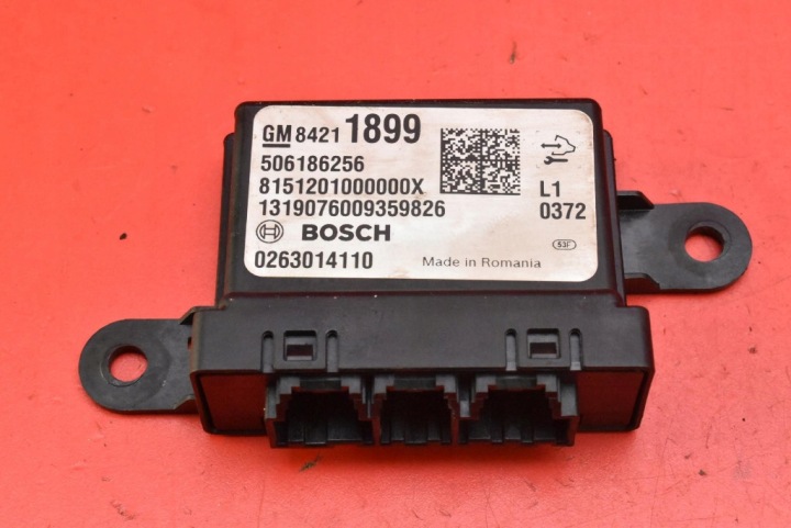 riadiaca jednotka modul parkovania PDC 84211899 OPEL INSIGNIA B KOMBI 17-20