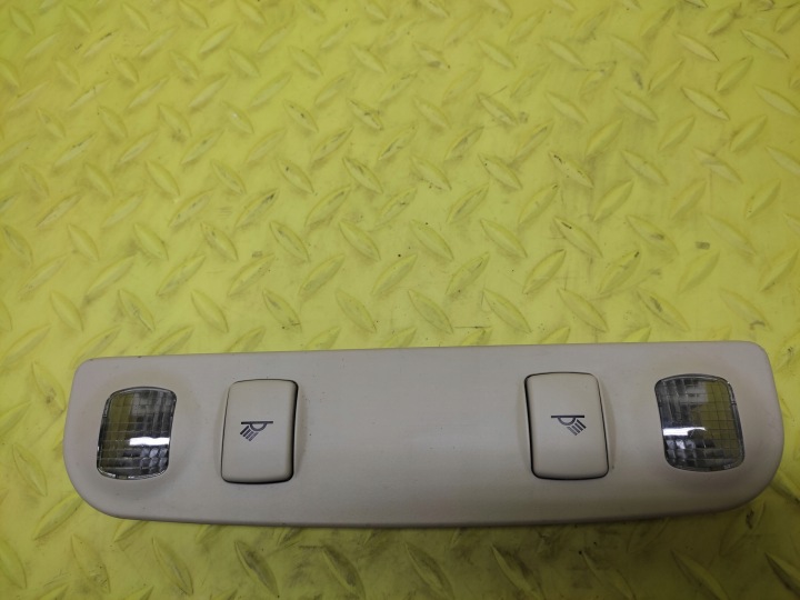 SEAT EXEO Licht der Beleuchtung des Kabine 8E0947111A