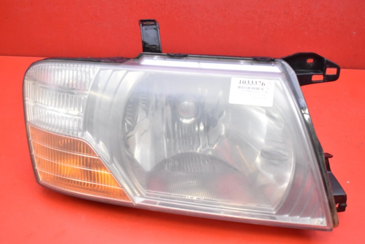 REFLEKTOR right light front EU MITSUBISHI PAJERO 3 III LONG LIFT 03-06