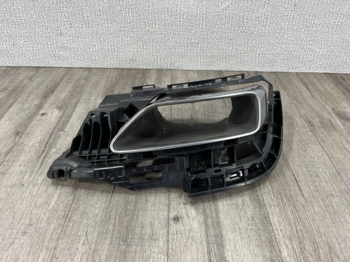 AUDI A4 B9 LIFT 2020-2025 Auspuffblende des Auspuffs links heck 8W0253825M 8W0807347D