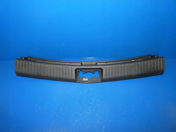 Hyundai i30 II 12- KOMBI moulding cap of the threshold boot rear part rear