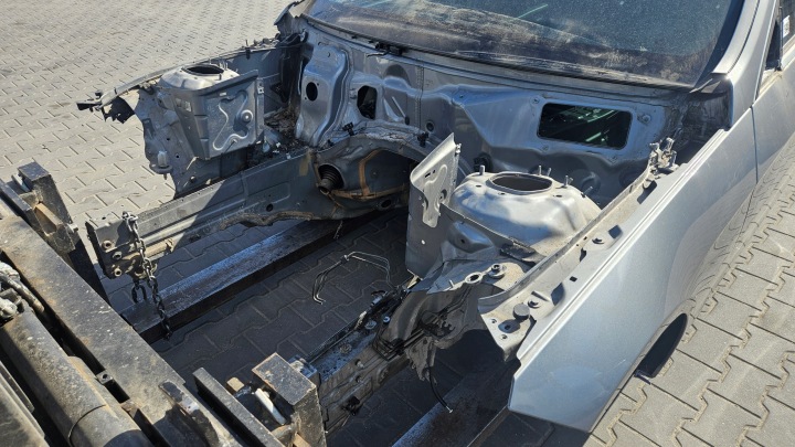 MERCEDES E W212 212 Radhaus Längsträger vorne vorne SCIANA GRODZIOWA