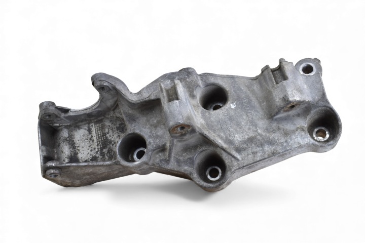 supporto alternatore RENAULT MASTER III OPEL MOVANO B 2.3 DCI CDTI 117103943R
