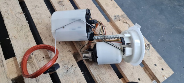 S6 C7 4G LIFT pumpa goriva spremnike 4.0 TFSI A2C53364599 4G0919051 S7 4G