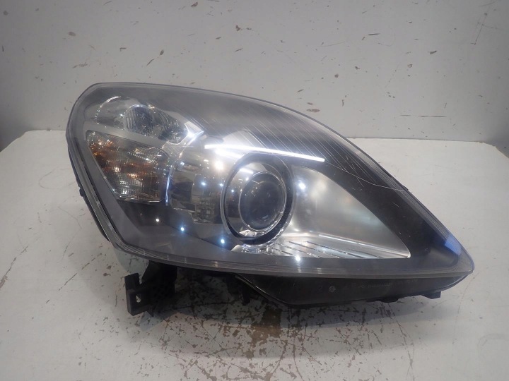 FEUX PHARE AVANT DROIT OPEL ZAFIRA B II BI-XENON