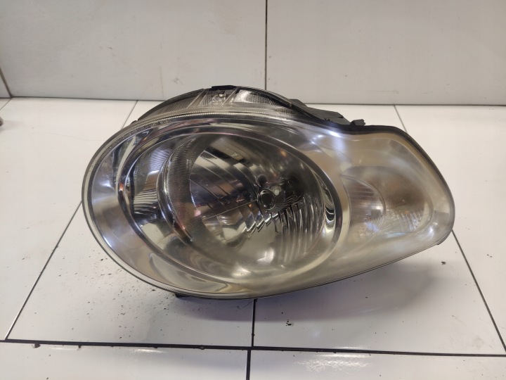 KIA PICANTO and LIFT light right front front 92102-07XXX UK ANGLIA