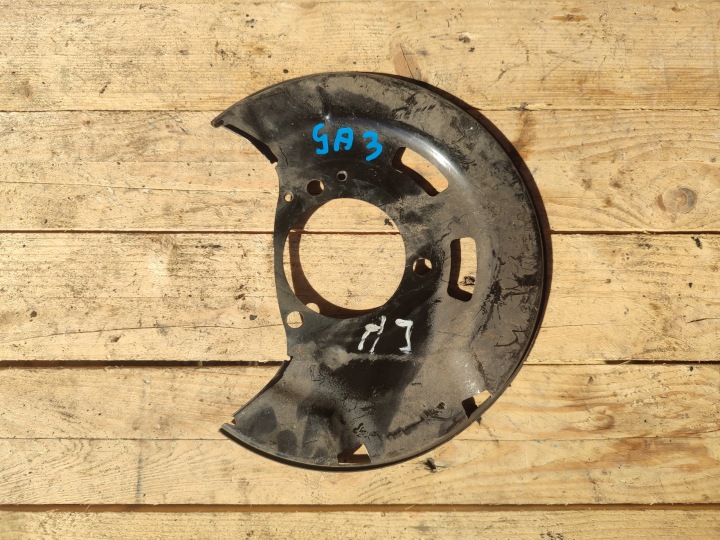 cover tarczy of brake right front Opel Astra J